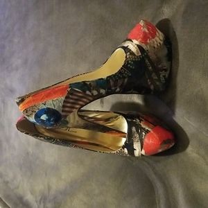 Wild Rose Graphic Print Platform Pumps